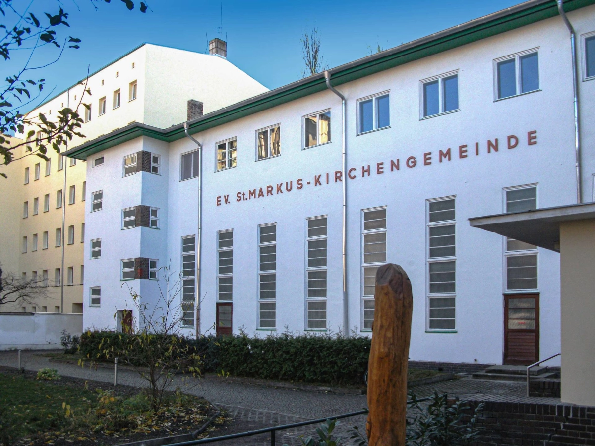 Ansicht des Lazarushauses an der Marchlewskistraße 40.
