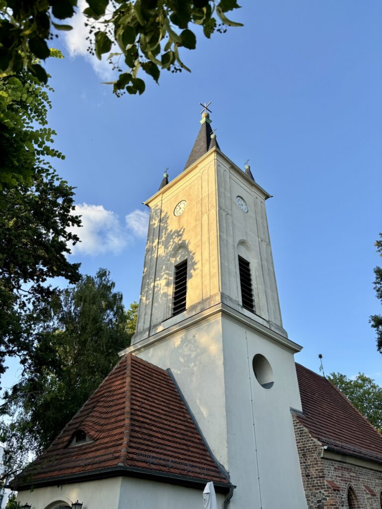 Turm der Dorfkirche Stralau